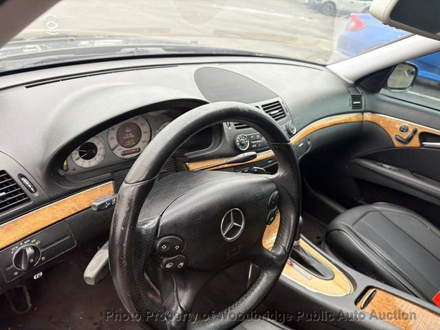 2009 Mercedes-Benz E-Class E350 4dr Sedan Sport 3.5L 4MATIC - 23015680 - 7