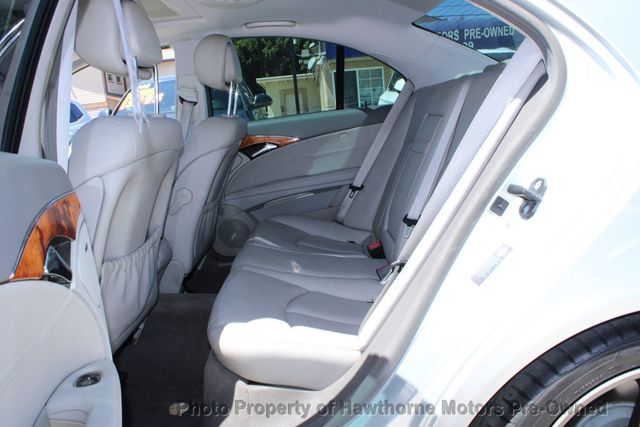 2009 Mercedes-Benz E-Class E350 4dr Sedan Sport 3.5L RWD - 23055439 - 9