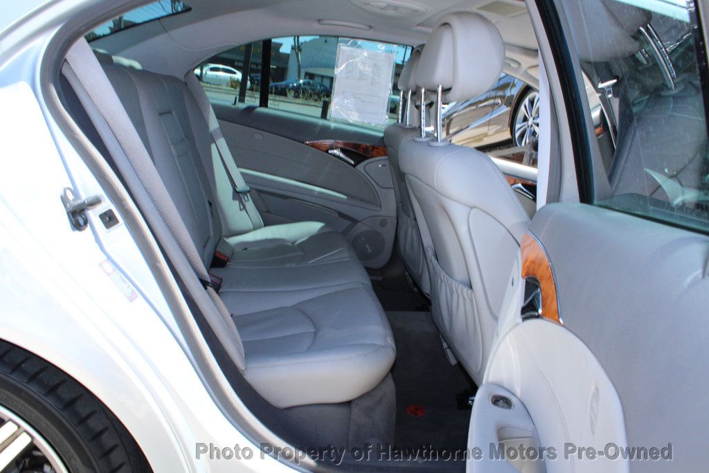 2009 Mercedes-Benz E-Class E350 4dr Sedan Sport 3.5L RWD - 23055439 - 11
