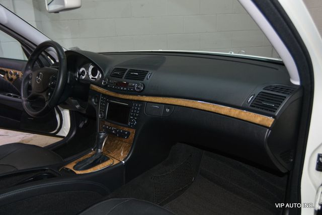 2009 Mercedes-Benz E-Class E550 4dr Sedan Sport 5.5L RWD - 23009713 - 10