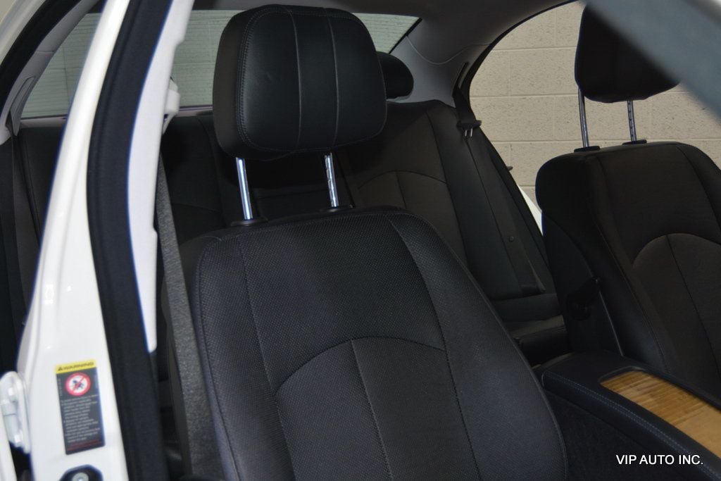 2009 Mercedes-Benz E-Class E550 4dr Sedan Sport 5.5L RWD - 23009713 - 12