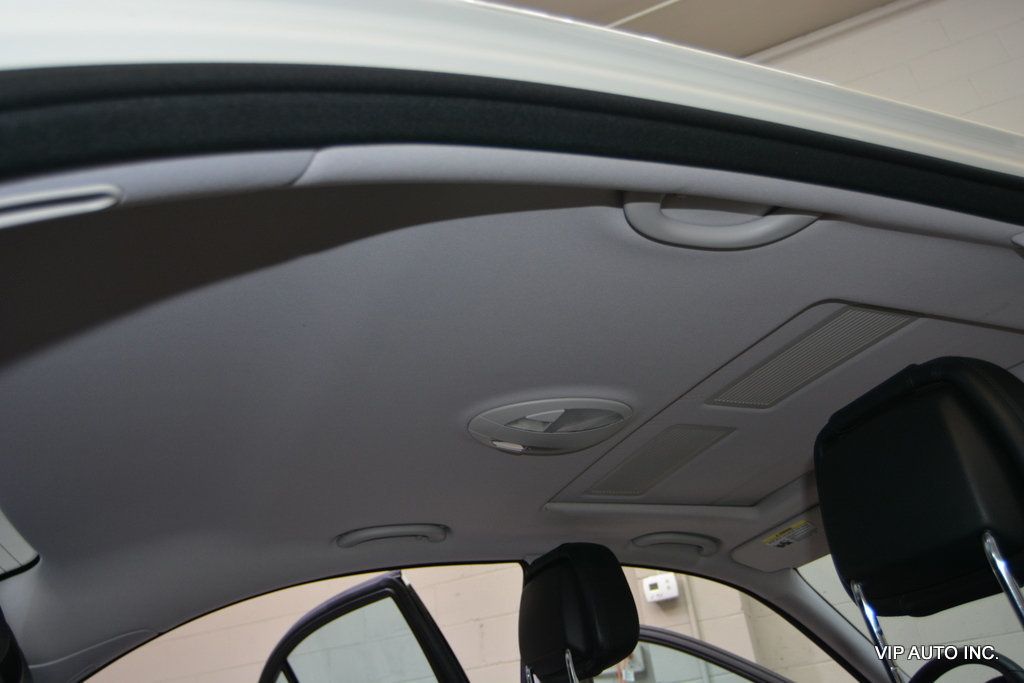 2009 Mercedes-Benz E-Class E550 4dr Sedan Sport 5.5L RWD - 23009713 - 19