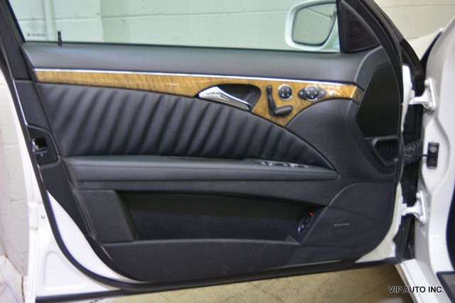2009 Mercedes-Benz E-Class E550 4dr Sedan Sport 5.5L RWD - 23009713 - 6