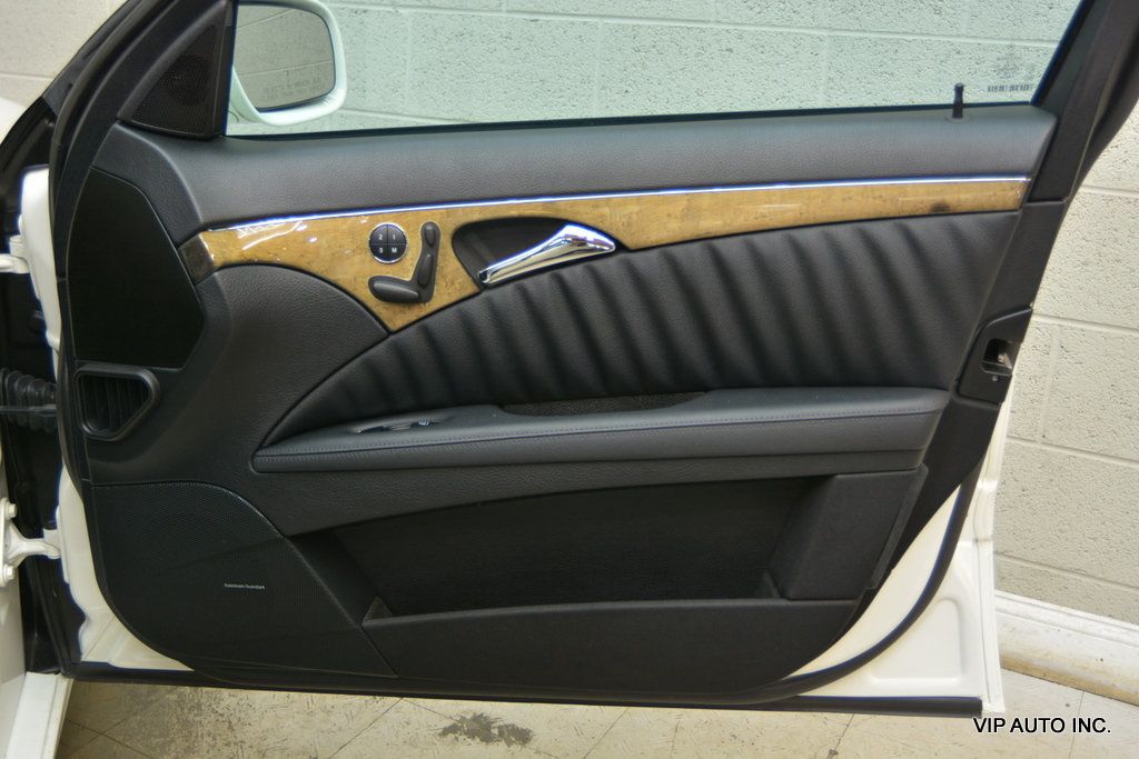 2009 Mercedes-Benz E-Class E550 4dr Sedan Sport 5.5L RWD - 23009713 - 7