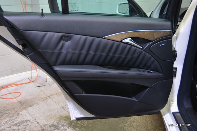 2009 Mercedes-Benz E-Class E550 4dr Sedan Sport 5.5L RWD - 23009713 - 8