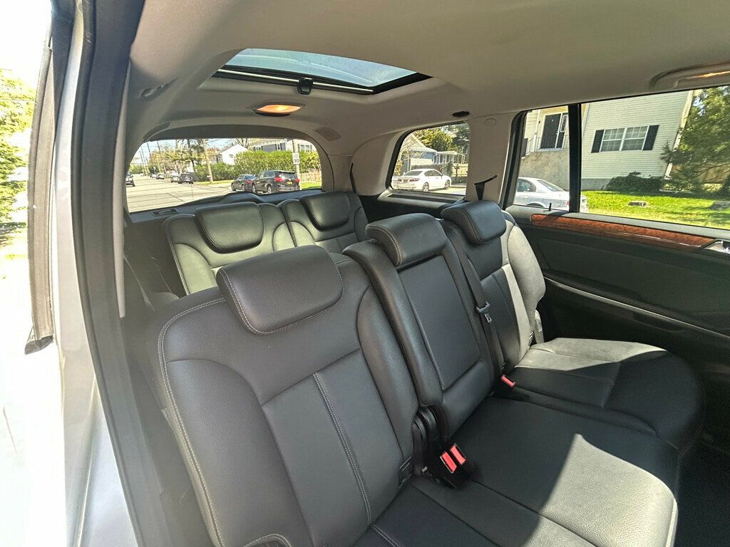 2009 Mercedes-Benz GL-Class 2009 MERCEDES BENZ GL450 V8 - 22834018 - 32