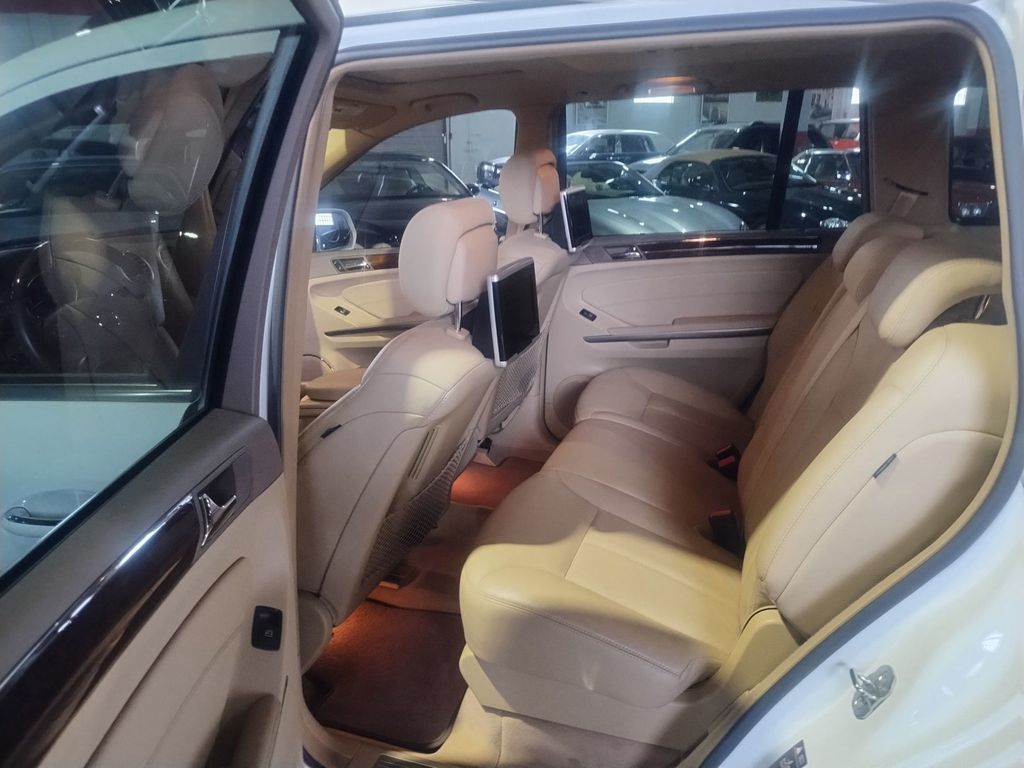 2009 Mercedes-Benz GL-Class GL550 4MATIC 5.5L AMG SPORT - 22872627 - 18