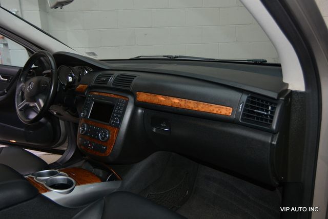 2009 Mercedes-Benz R-Class R 320 BLUETEC Sport Wagon 4D - 22989247 - 11