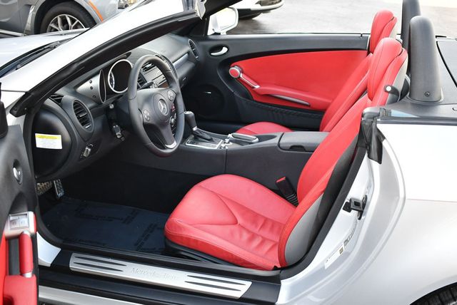 2009 Mercedes-Benz SLK SLK300 2 Door Roadster W/P1 and Multimedia Packages - 22646058 - 13