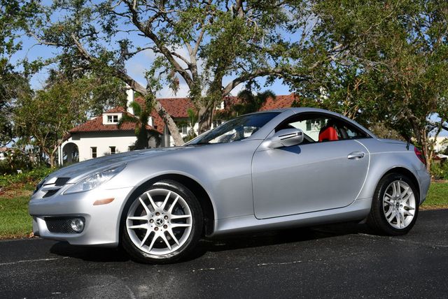 2009 Mercedes-Benz SLK SLK300 2 Door Roadster W/P1 and Multimedia Packages - 22646058 - 21
