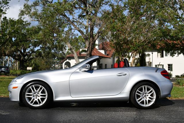 2009 Mercedes-Benz SLK SLK300 2 Door Roadster W/P1 and Multimedia Packages - 22646058 - 27