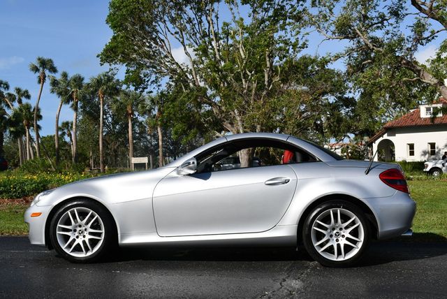 2009 Mercedes-Benz SLK SLK300 2 Door Roadster W/P1 and Multimedia Packages - 22646058 - 30