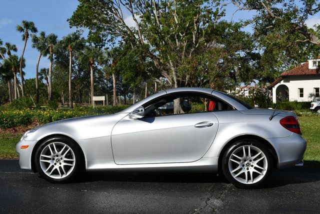 2009 Mercedes-Benz SLK SLK300 2 Door Roadster W/P1 and Multimedia Packages - 22646058 - 33