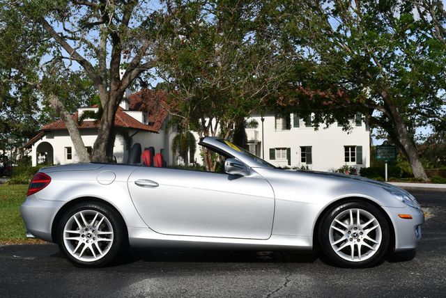 2009 Mercedes-Benz SLK SLK300 2 Door Roadster W/P1 and Multimedia Packages - 22646058 - 38