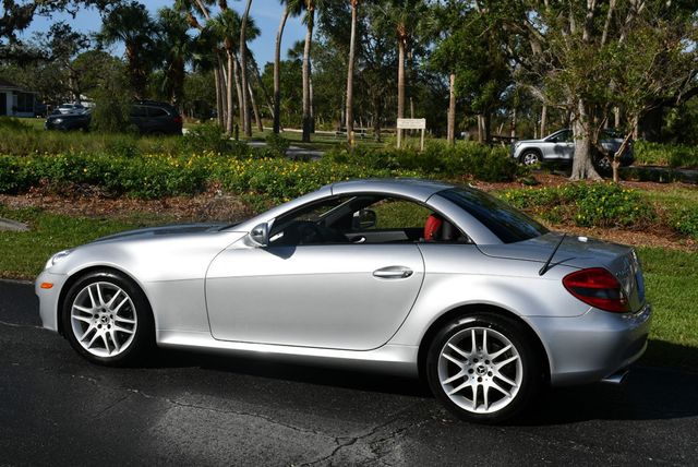 2009 Mercedes-Benz SLK SLK300 2 Door Roadster W/P1 and Multimedia Packages - 22646058 - 3