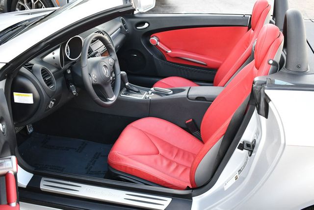 2009 Mercedes-Benz SLK SLK300 2 Door Roadster W/P1 and Multimedia Packages - 22646058 - 49