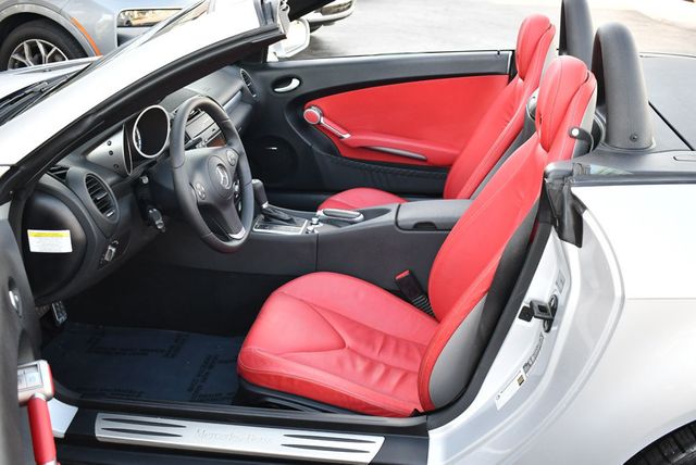 2009 Mercedes-Benz SLK SLK300 2 Door Roadster W/P1 and Multimedia Packages - 22646058 - 50