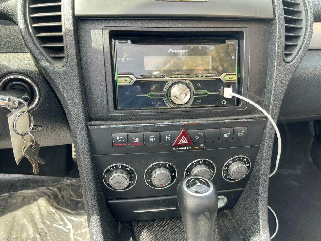 2009 Mercedes-Benz SLK SLK350 2dr Roadster 3.5L - 22693795 - 17