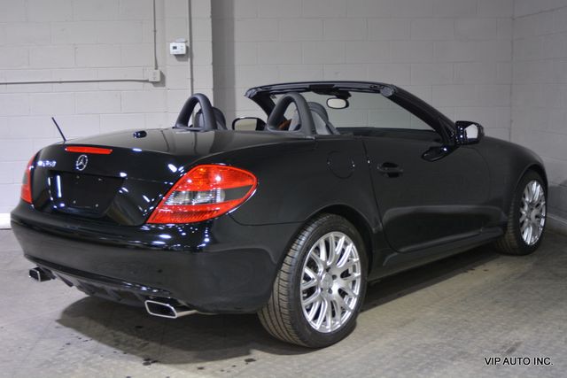 2009 Mercedes-Benz SLK SLK350 2dr Roadster 3.5L - 22826377 - 29