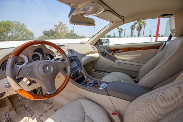 2009 Mercedes-Benz SL-Class SL550 2dr Roadster 5.5L V8 - 20981092 - 0