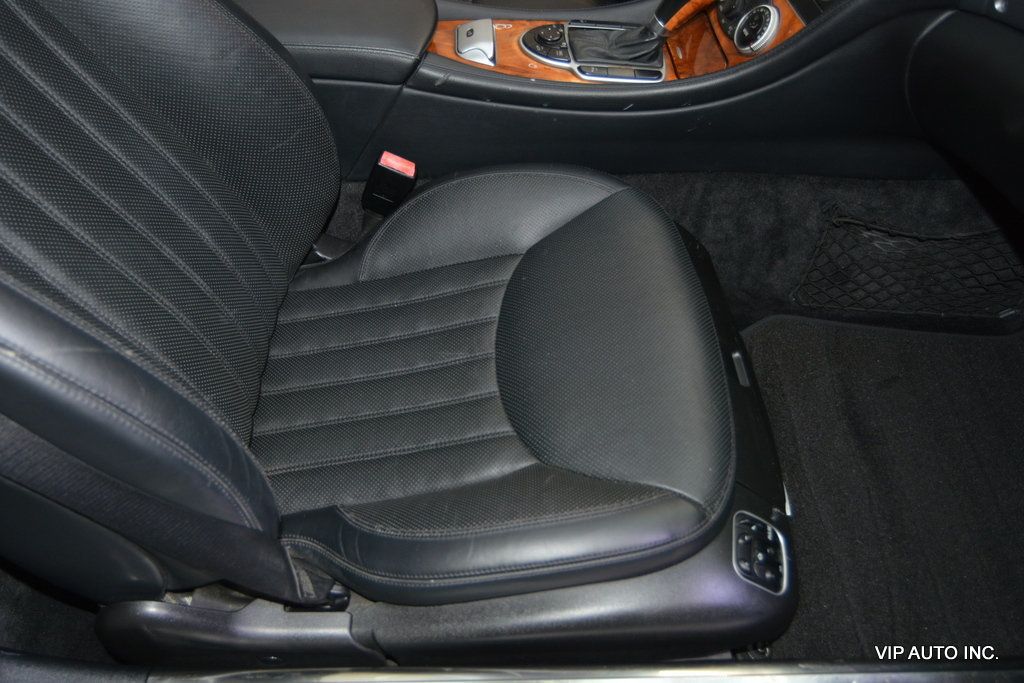 2009 Mercedes-Benz SL-Class SL550 2dr Roadster 5.5L V8 - 22976407 - 19