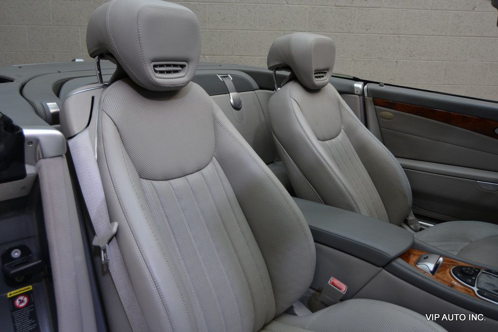2009 Mercedes-Benz SL-Class SL550 2dr Roadster 5.5L V8 - 23069481 - 32