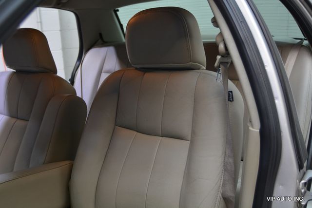 2009 Mercury Grand Marquis 4dr Sedan LS - 22947390 - 14