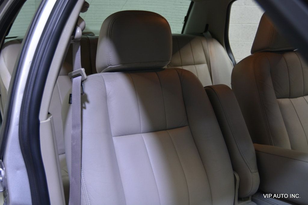 2009 Mercury Grand Marquis 4dr Sedan LS - 22947390 - 15