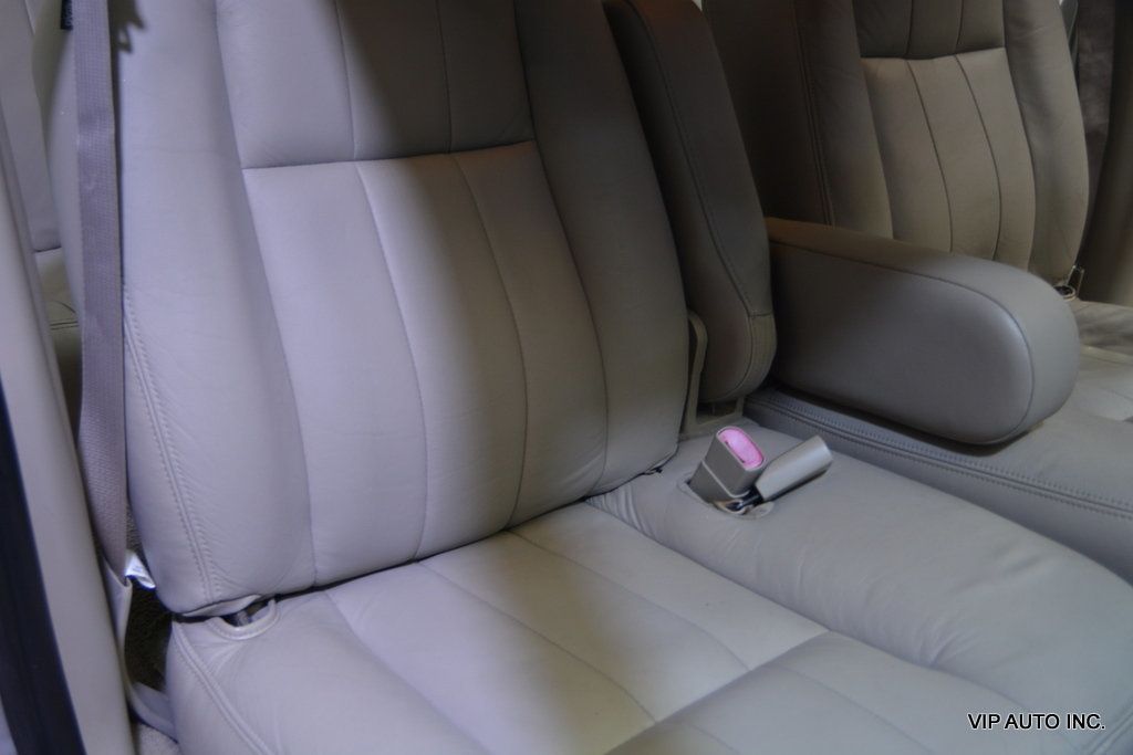 2009 Mercury Grand Marquis 4dr Sedan LS - 22947390 - 17