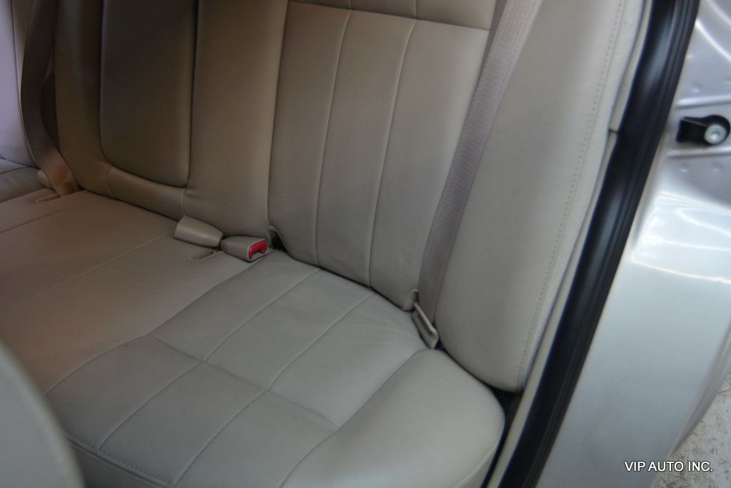 2009 Mercury Grand Marquis 4dr Sedan LS - 22947390 - 24