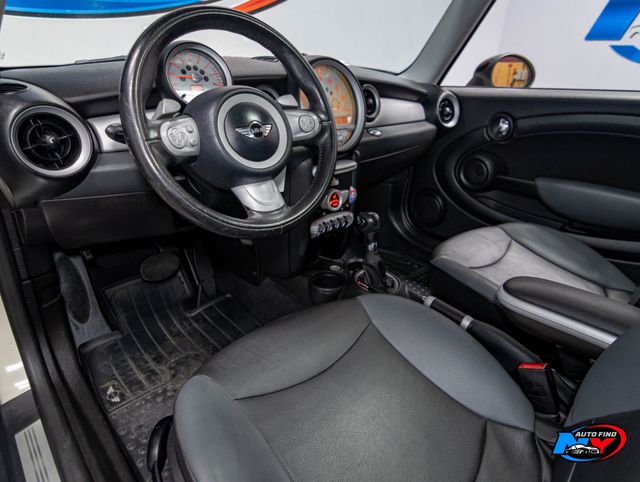 2009 MINI Cooper Clubman PAN SUNROOF, HEATED SEATS, PREMIUM PKG, TRACTION CONTROL - 22994755 - 13