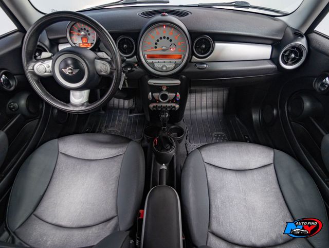 2009 MINI Cooper Clubman PAN SUNROOF, HEATED SEATS, PREMIUM PKG, TRACTION CONTROL - 22994755 - 1