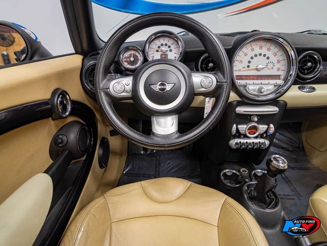 2009 MINI Cooper Convertible CLEAN CARFAX, CONVERTIBLE, 6-SPD MANUAL, PREMIUM, HEATED SEATS - 22966544 - 12