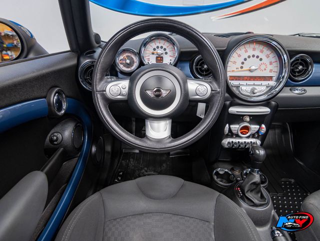 2009 MINI Cooper Convertible CLEAN CARFAX, CONVERTIBLE, HEATED SEATS, PREMIUM PKG, HIFI SOUND - 22958818 - 12