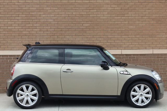 2009 MINI Cooper Hardtop S - 23062707 - 2