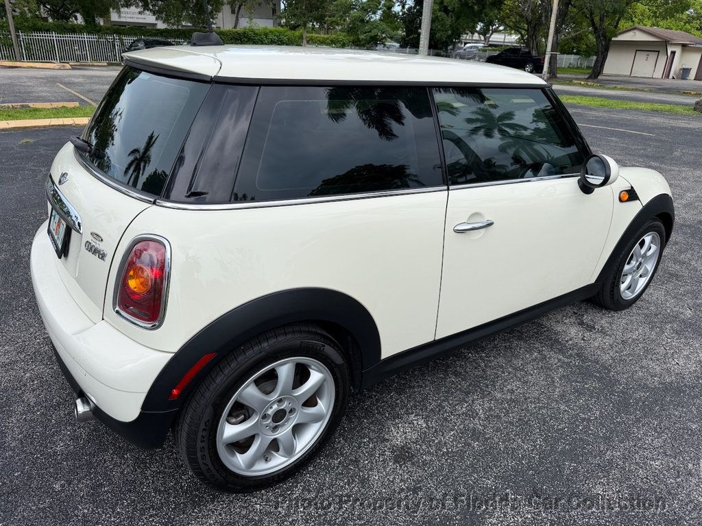 2009 MINI Cooper Hardtop 2 Door  - 23044525 - 3