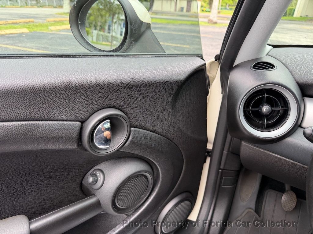 2009 MINI Cooper Hardtop 2 Door  - 23044525 - 46