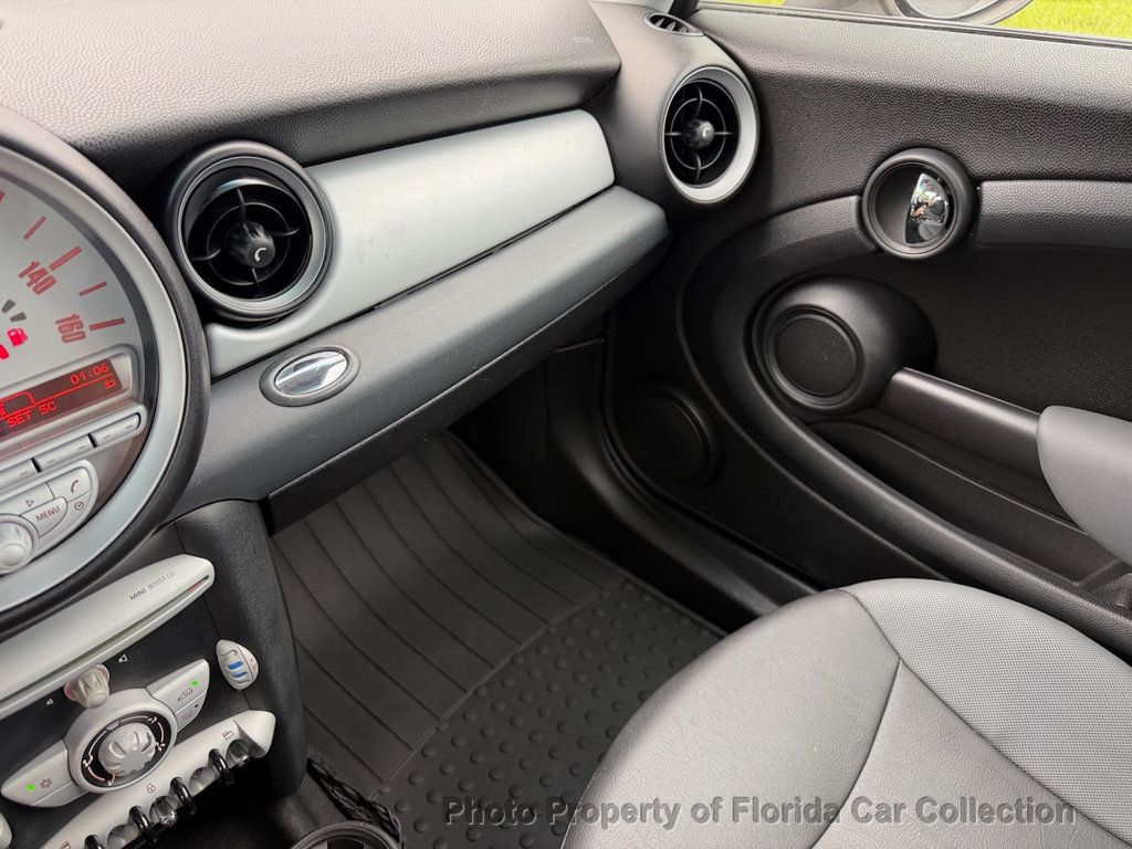 2009 MINI Cooper Hardtop 2 Door  - 23044525 - 52