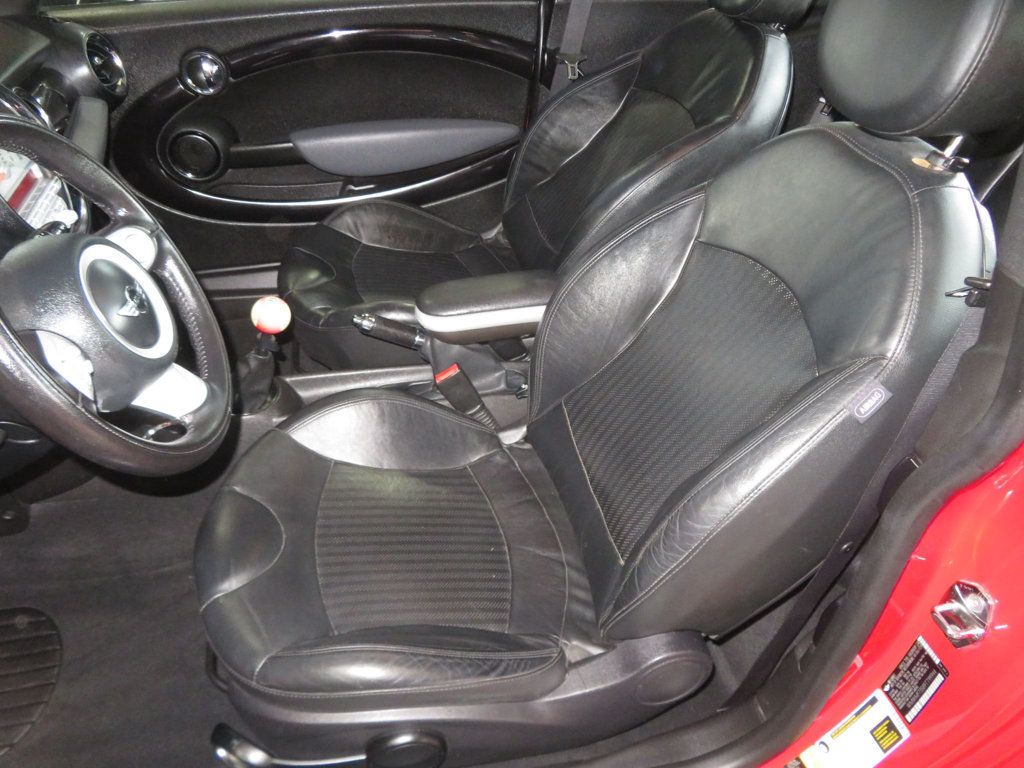 2009 MINI Cooper S Hardtop 2 Door 2OWNER 6SPEED MANUAL TRANNY EXTRA CLEAN LOW MILES COOPER S  - 23018765 - 19