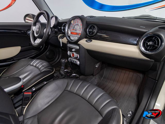 2009 MINI Cooper S Hardtop 2 Door CLEAN CARFAX, PANORAMIC SUNROOF, HEATED SEATS, PREMIUM PKG - 22963614 - 22
