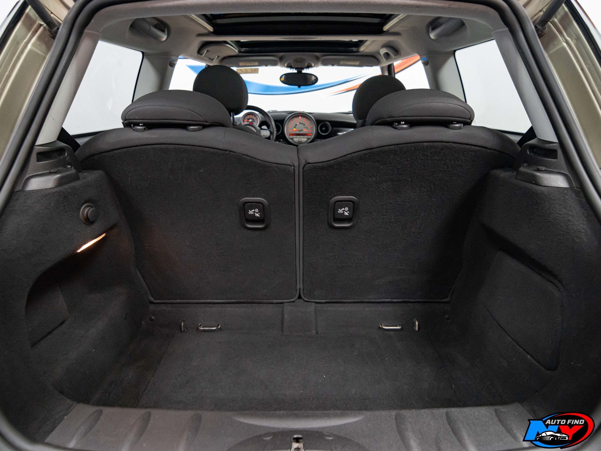 2009 Mini Cooper Hardtop 2 Door photo 10