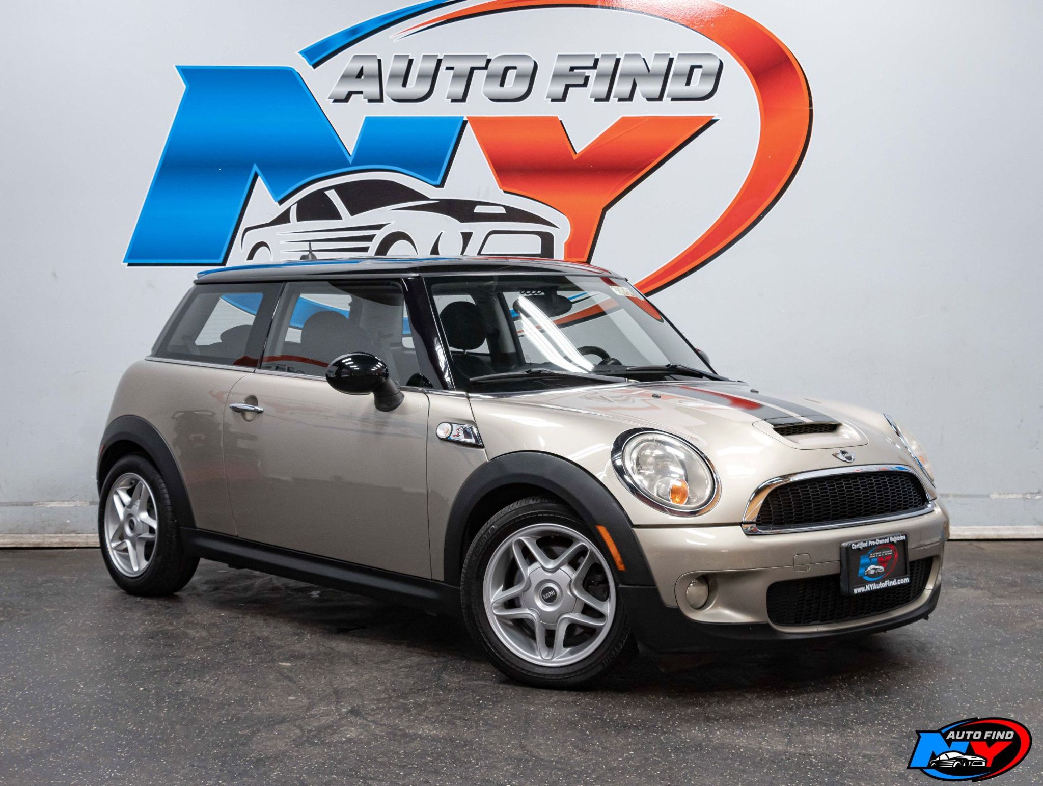 2009 Mini Cooper Hardtop 2 Door photo 5