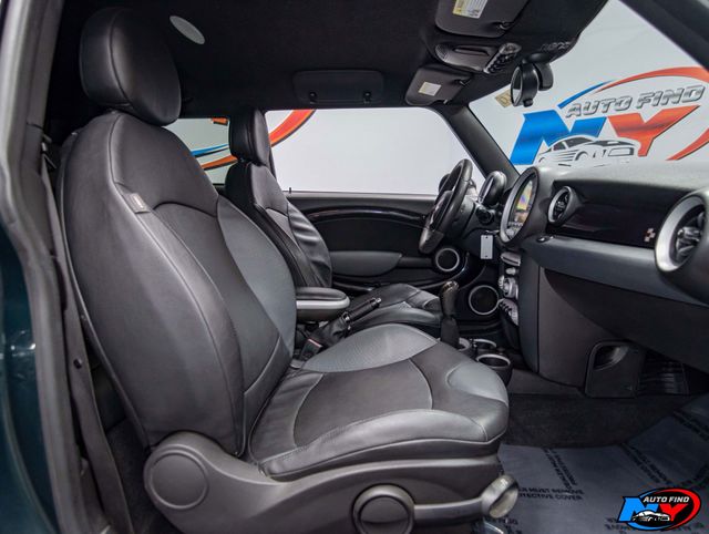 2009 MINI John Cooper Works 6-SPD MANUAL, HEATED SEATS, XENON LIGHTS, COLD WEATHER PKG - 22935826 - 20