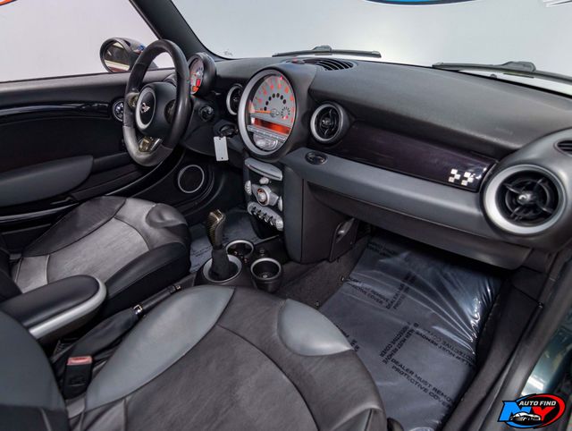 2009 MINI John Cooper Works 6-SPD MANUAL, HEATED SEATS, XENON LIGHTS, COLD WEATHER PKG - 22935826 - 22