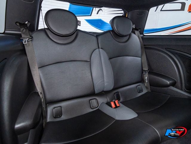 2009 MINI John Cooper Works CLEAN CARFAX, 6-SPD MANUAL, PAN SUNROOF, PREMIUM PKG, BLUETOOTH - 22971827 - 19