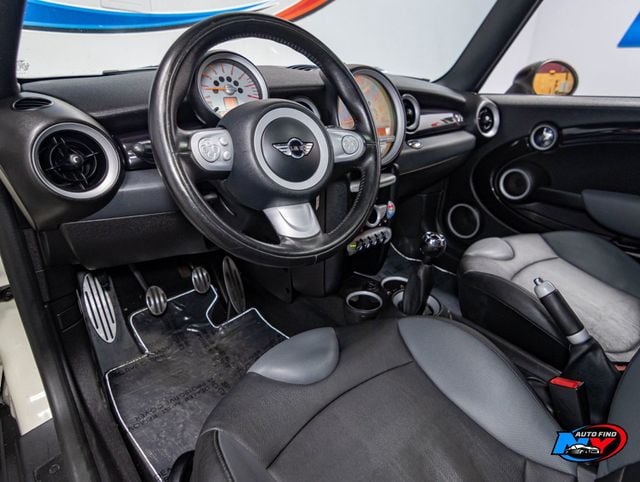 2009 MINI John Cooper Works JCW, 6-SPD MANUAL, PAN SUNROOF, HEATED SEATS, SPORT SUSPENSION - 22958221 - 13