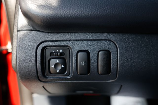 2009 Mitsubishi Eclipse GS - 22955083 - 42