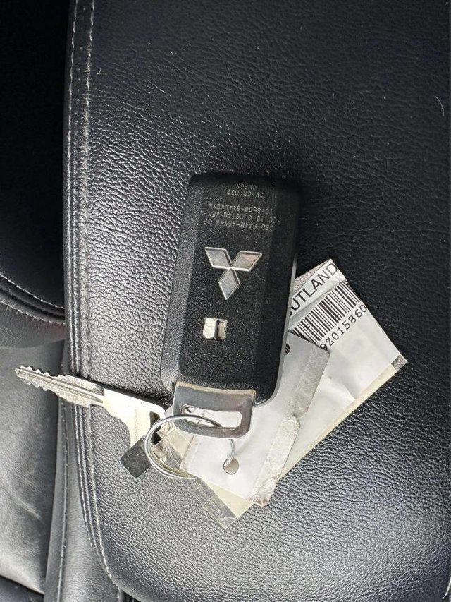 2009 Mitsubishi Outlander 4WD 4dr XLS - 23005210 - 35