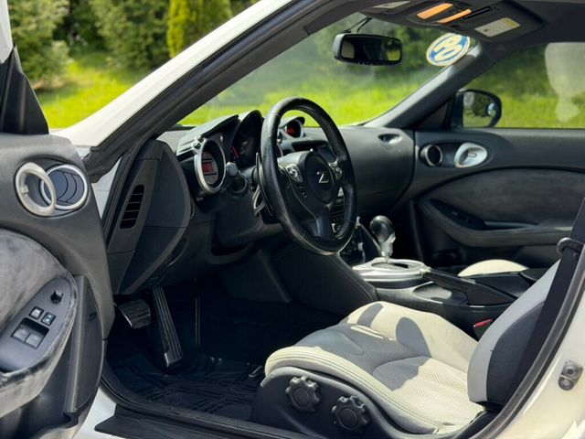 2009 Nissan 370Z 2dr Coupe Automatic Touring - 23002548 - 11