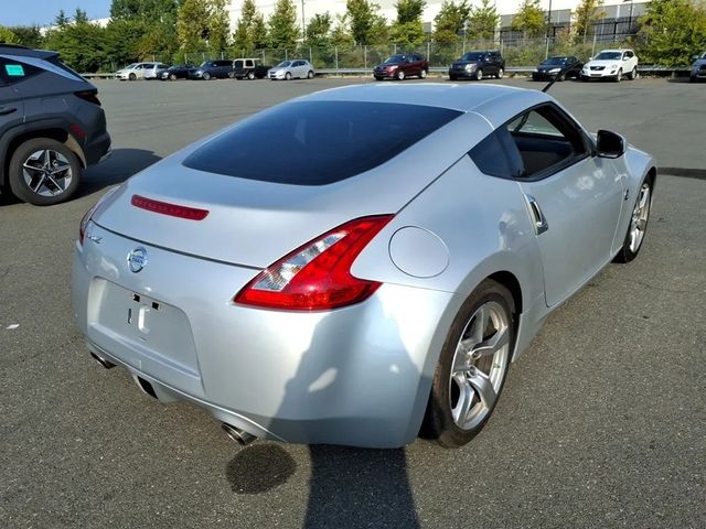 2009 Nissan 370Z 2dr Coupe Automatic Touring - 23092617 - 3